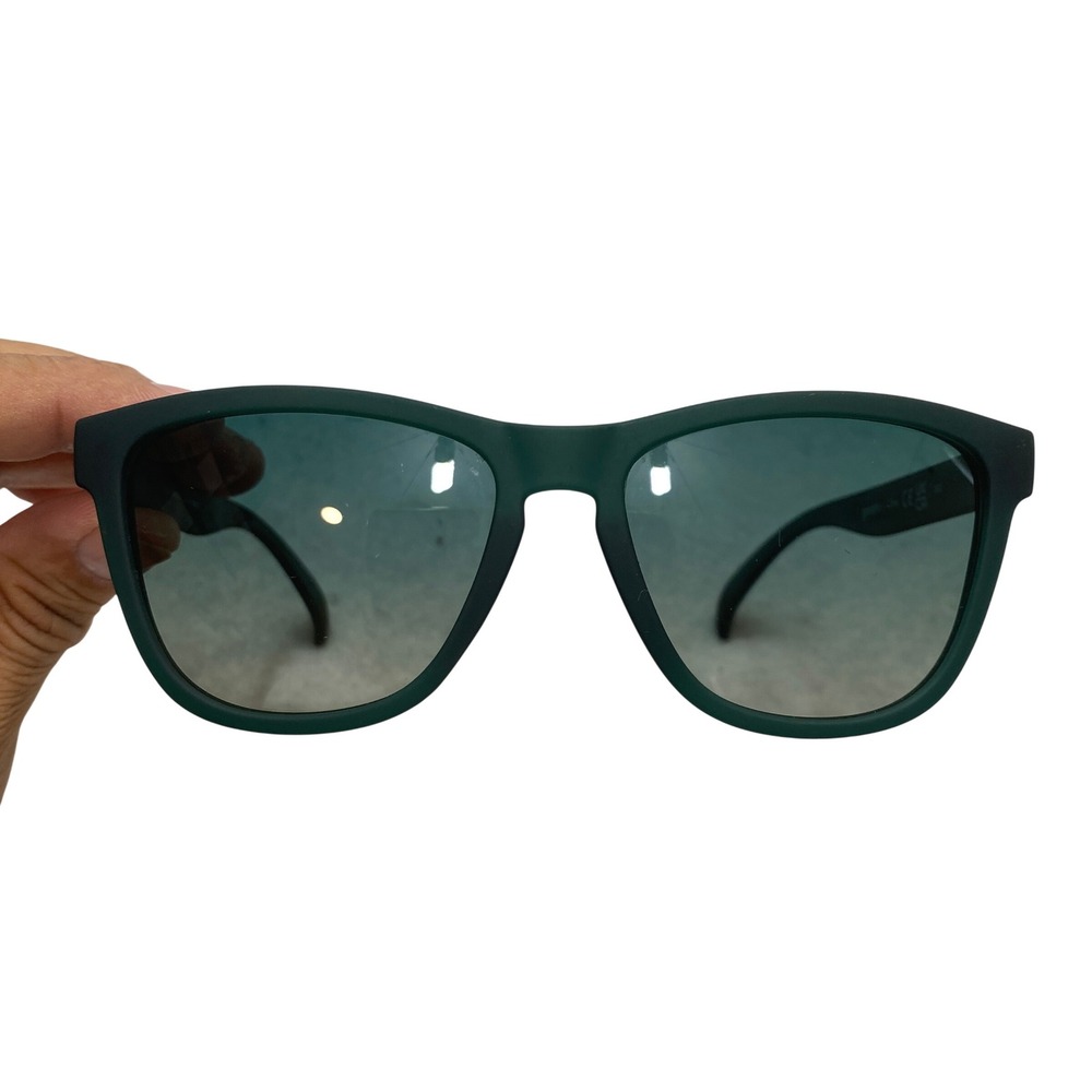 Goodr Sedan 90s Style Icon Sunglasses Unisex OS Green Polarized Matte